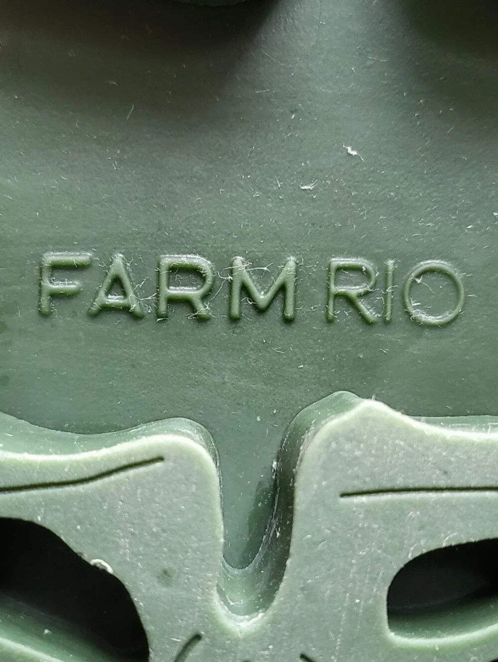 FARM Rio sleek quilted